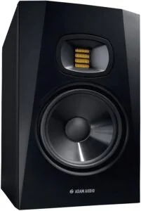 Adam t7v