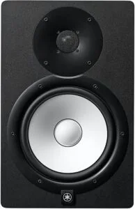 altavoz yamaha hs8